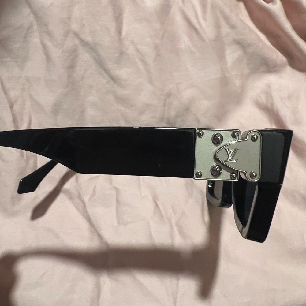 Men’s Louis Vuitton glasses
